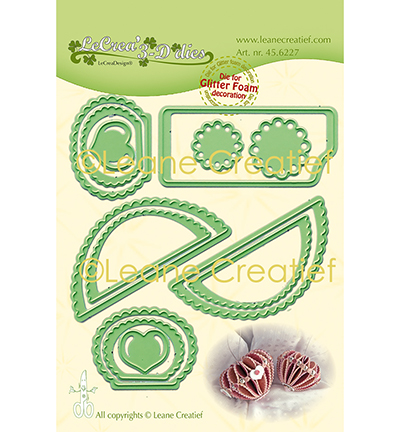 45.6227 - Leane Creatief - Glitter Foam Cœur avec bord festonné matrice pour découper - Enveloppe, boîte