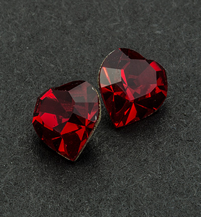 4800 LT SIAM 6.6X6MM - Swarovski - (2) Light Siam - 4800 - Coeur - 6.6 x 6mm