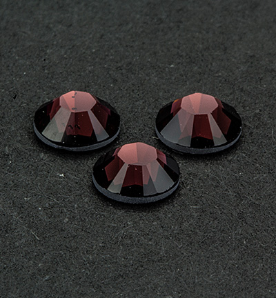 2038-ss20 - Swarovski - Burgundy - Rond - SS20 - 5mm