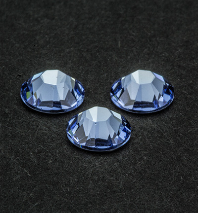 2038-ss20 - Swarovski - Light sapphire - 