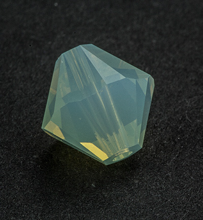 5328-8mm-8pcs - Swarovski - Chrysolite Opal - 5328 - 8mm
