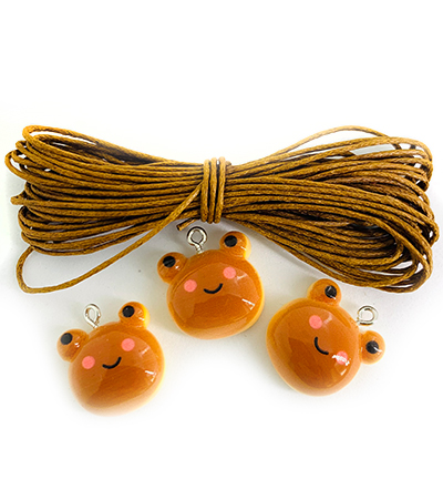12415-1611 - Hobby Crafting Fun - Toy Charms: 3 Frogs & cotton cord - Toy Charms