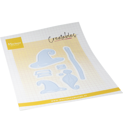 LR0935 - Marianne Design - Witch hat & broomstick - Noël, hiver