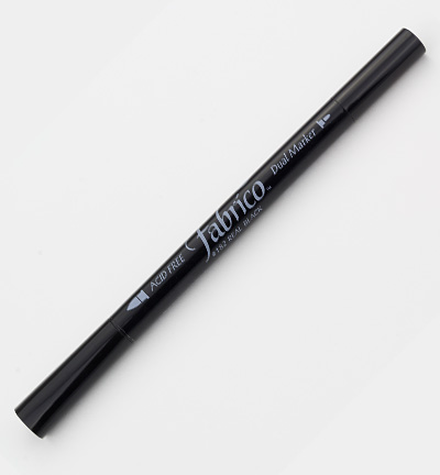 FAM-182 - Tsukineko - Fabrico Marker-Real Black - 