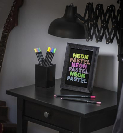 FC-116410 - Faber Castell - Crayons de couleur FC Black Ed. néon + pastel boite carton - FC-Black Edition - Detail 3 FC-116410 - Faber Castell - Crayons de couleur FC Black Ed. néon + pastel boite carton - FC-Black Edition - Detail 3