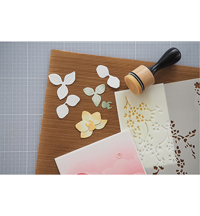 LR0040 - Marianne Design - Craft sheet-A4 - Craft Sheet - Detail 1