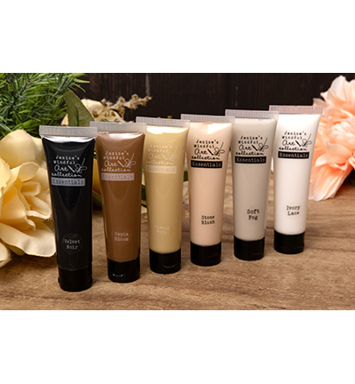 JMA-ES-ACP45 - Jenine's - Smoke & Stone Essential nr. 45 - Acrylic Paint - Detail 6 JMA-ES-ACP45 - Jenine's - Smoke & Stone Essential nr. 45 - Acrylic Paint - Detail 6