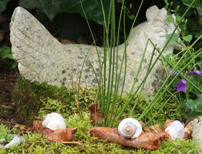 112990636 - ViVa Decor - Grunspan - vert de gris - Patina - Detail 2 112990636 - ViVa Decor - Grunspan - vert de gris - Patina - Detail 2