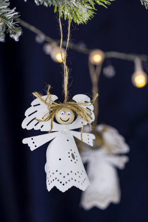 CR1232 - Marianne Design - Angel with heart - Armour - Detail 6