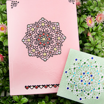 3.8037 - JeJe - White Flowers - Jewelly Pearls & Gems - Detail 3