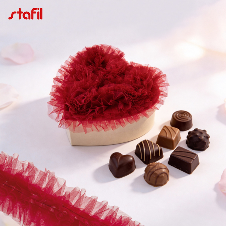 Stafil Bordure en tulle par Stafil