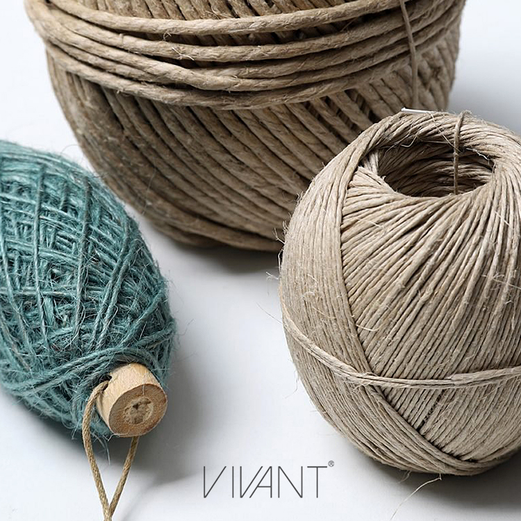Spotlight Seagrass Hank, Polished Hemp cords & Flaxcord van Vivant